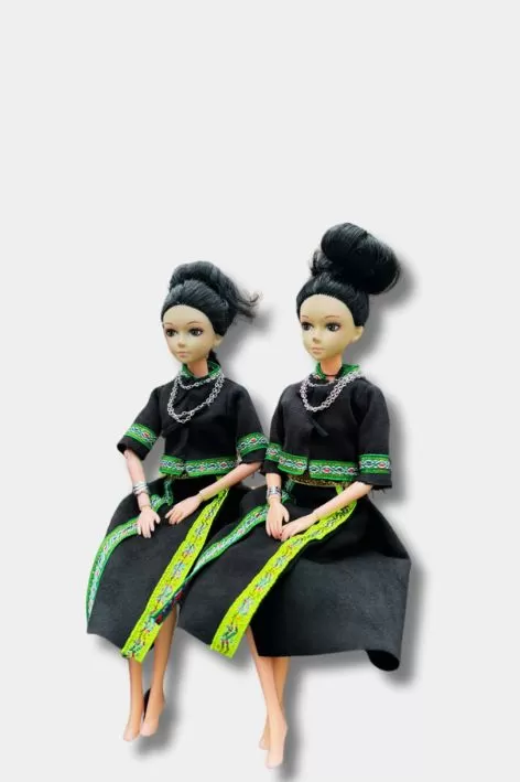 Búp bê dân tộc Nùng